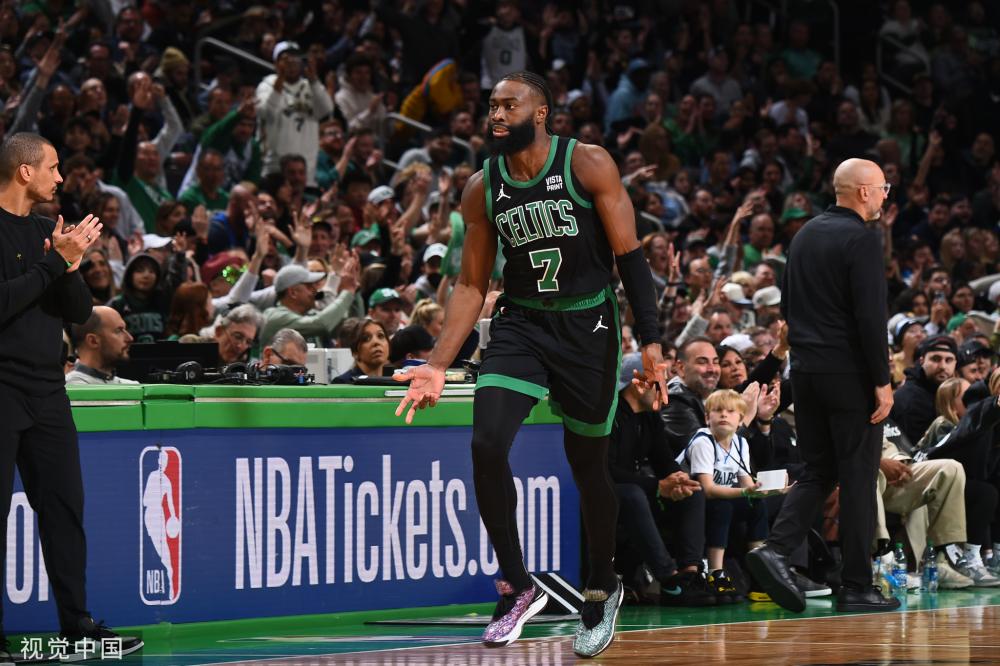 并在关键时 并在关键时